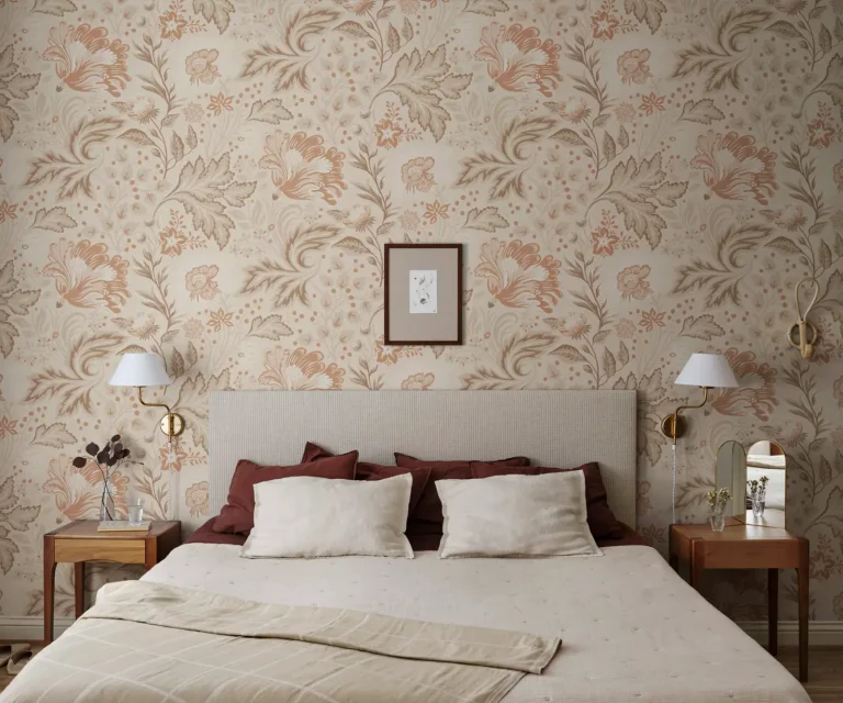 Ava Mural, Hazel — Ảnh 2