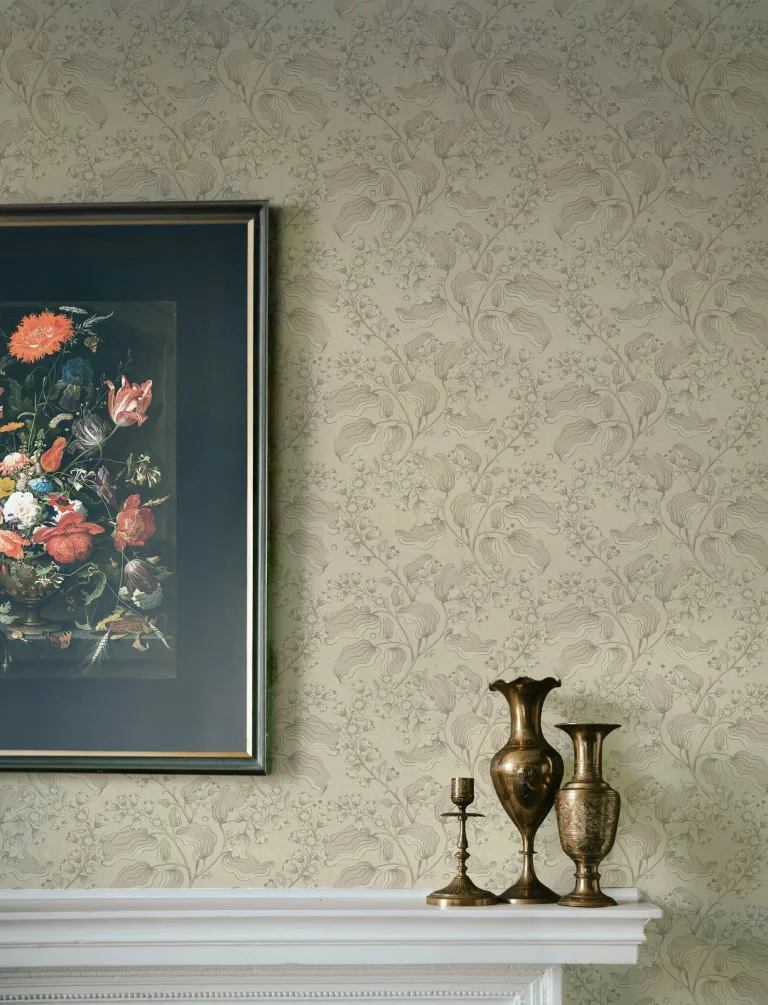 Syren Dainty Floral Wallpaper - Khaki — Image 3