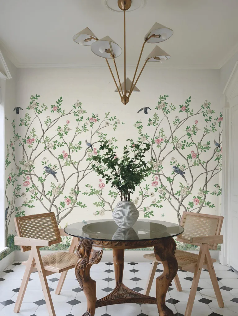 Ronald Redding Lingering Garden Wall Mural - White on Sisal — Ảnh 2