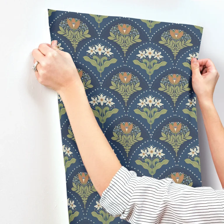 Maj Floral Damask Wallpaper - Navy — Ảnh 5