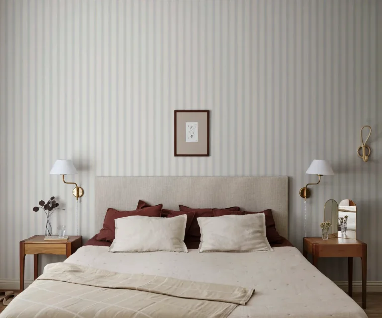 Gustav, Light Blue — Image 4