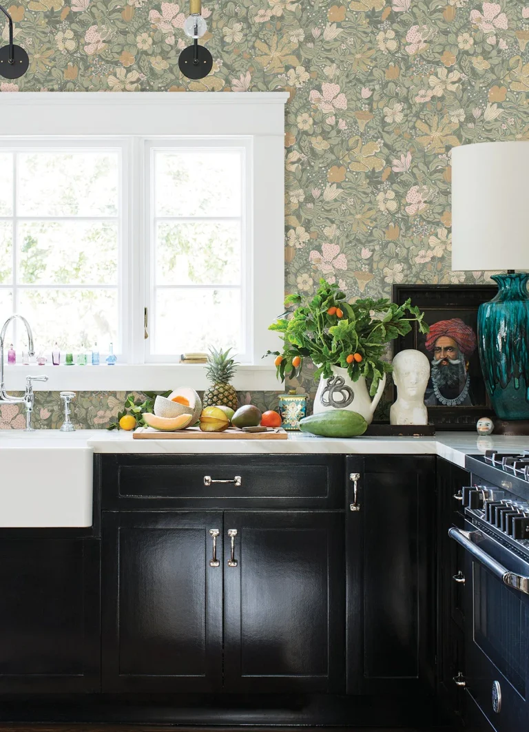 Midsommar Floral Medley Wallpaper - Grey — Ảnh 2
