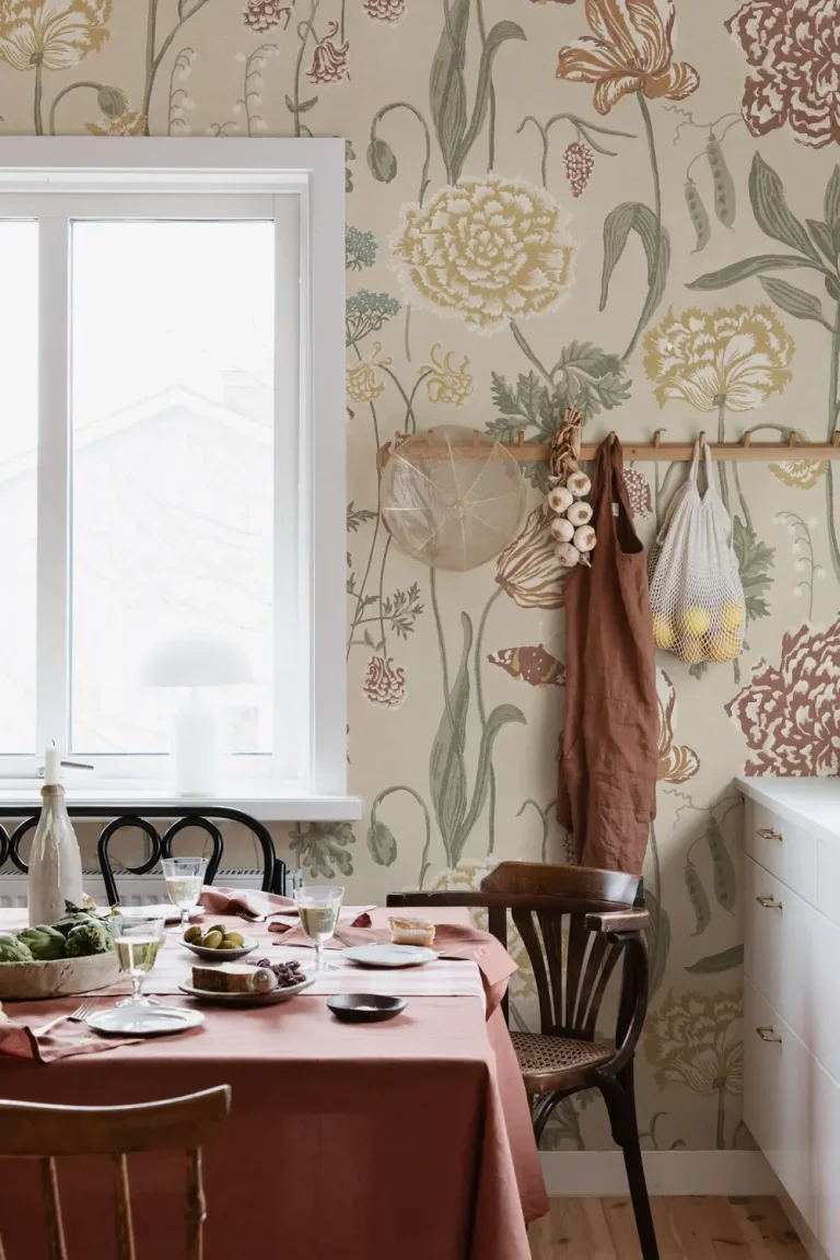 Aurelie Mural, Sand — Ảnh 2