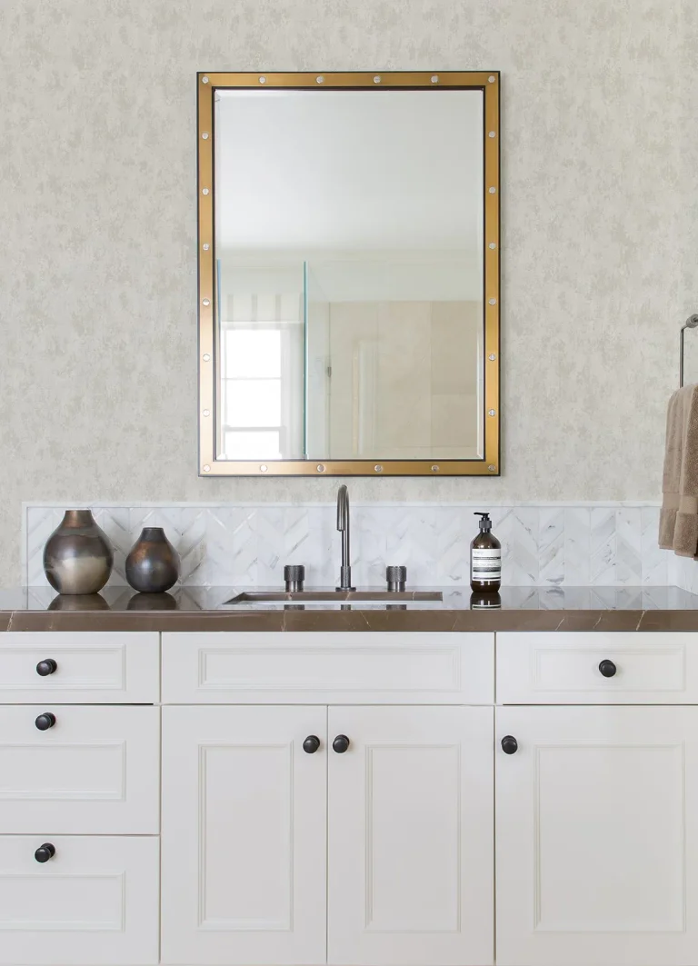 Haliya Metallic Plaster Wallpaper - White — Ảnh 3