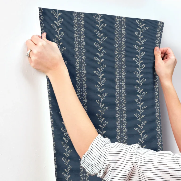 Magnolia Home Everleigh Wallpaper - Navy — Ảnh 4