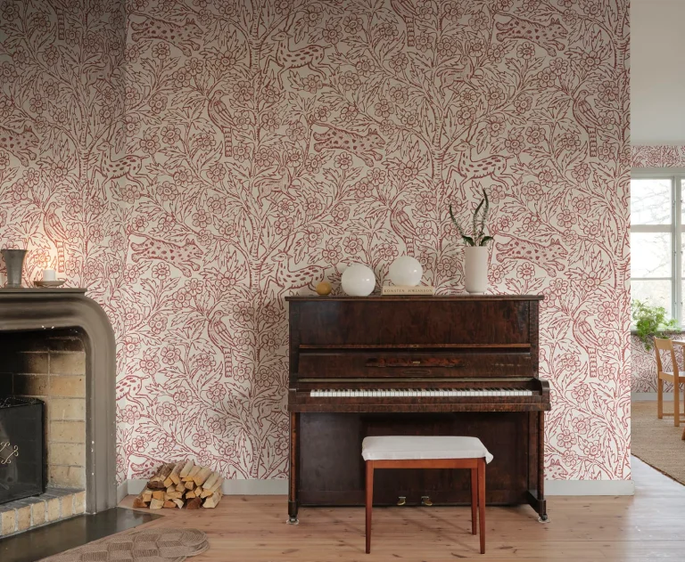 Eden Mural, Red — Ảnh 3