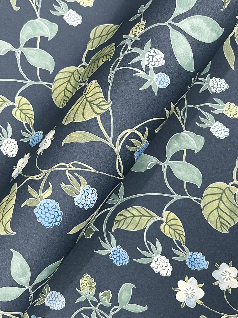 Chesapeake Mercy Berry Vines Wallpaper - Navy — Ảnh 6