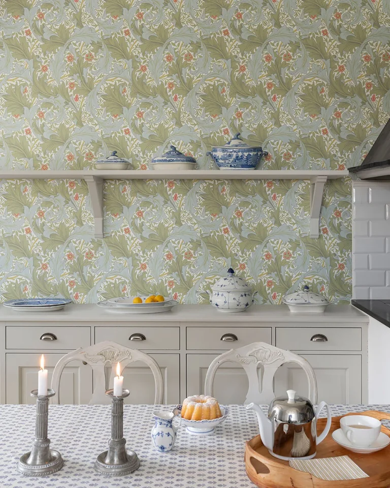 Granville Leafy Vine Wallpaper - Olive — Image 5