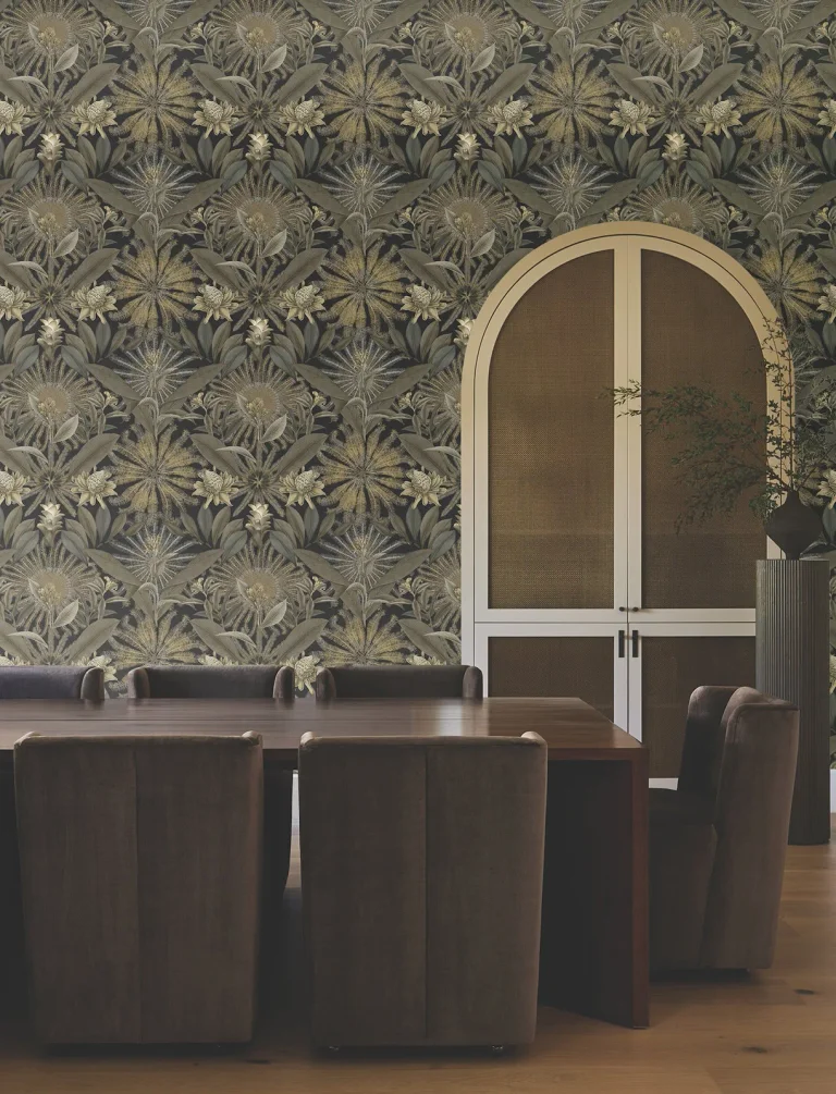 Ronald Redding Enchanted Garden Tropical Wallpaper - Black — Ảnh 4