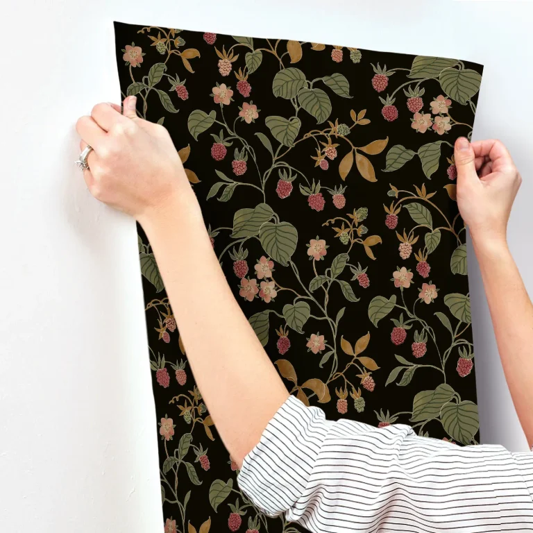 Chesapeake Mercy Berry Vines Wallpaper - Black — Ảnh 4