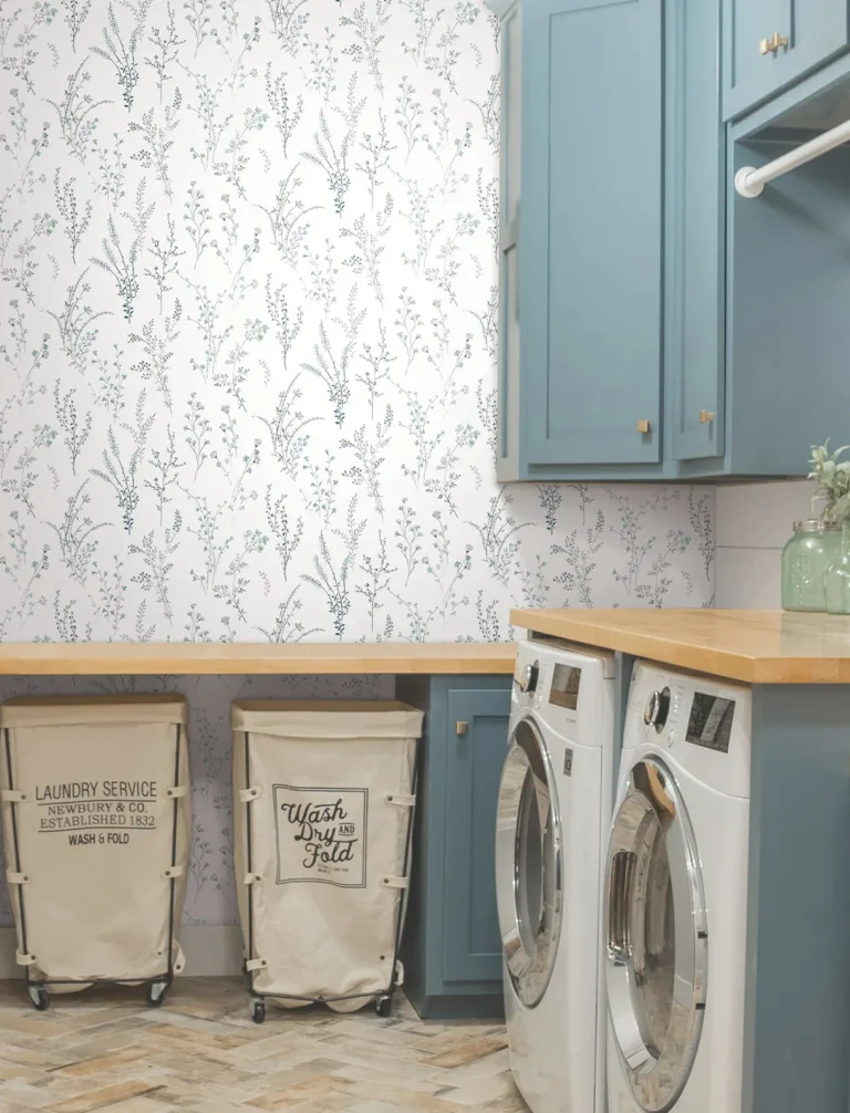 Wildflower Sprigs Peel and Stick Wallpaper - Blue/Green — Ảnh 5