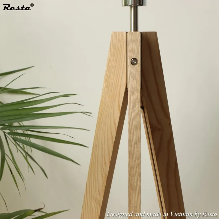 Tripod Resta 06 floor lamp - Red — Image 8