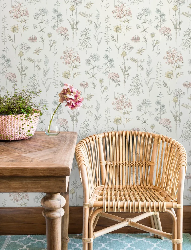 Chesapeake Bergamot Wildflower Wallpaper - Pastel — Image 2