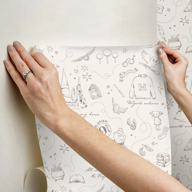 Harry Potter Magical Moments Trail Peel and Stick Wallpaper - Cream — Ảnh 7