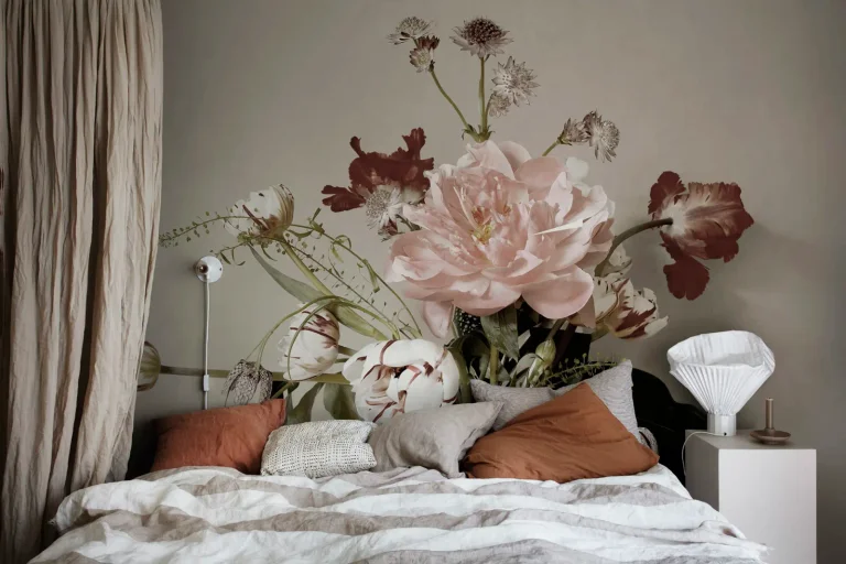 Julie Light — Image 4