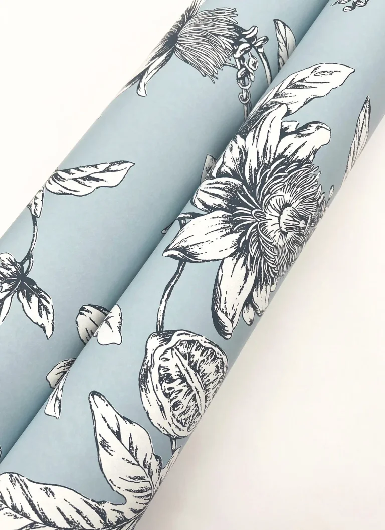 Passion Flower Toile Wallpaper - Sky — Ảnh 7