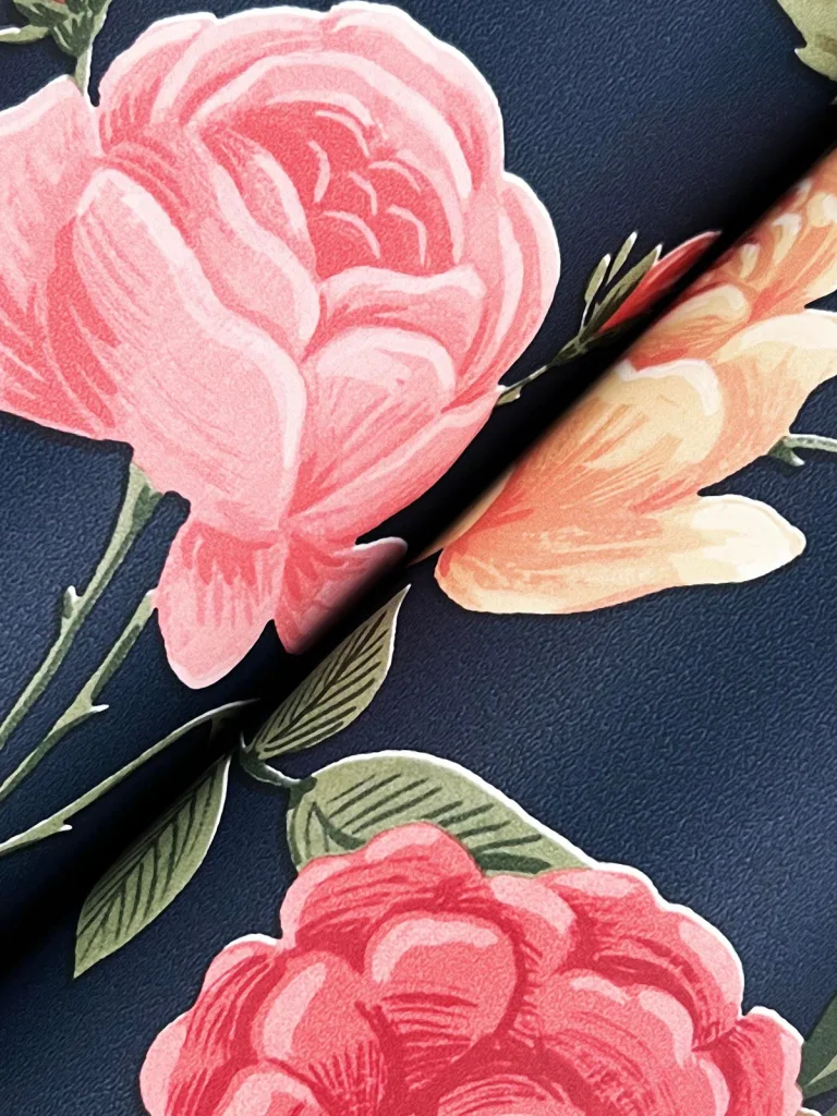 Rifle Paper Co. Roses Wallpaper - Navy — Ảnh 7