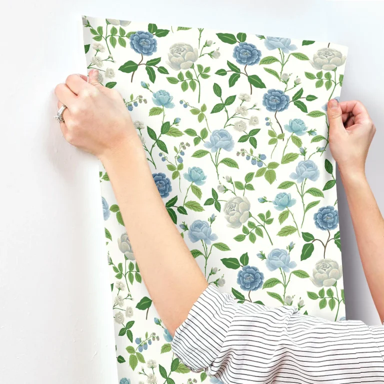 Rifle Paper Co. Roses Wallpaper - White & Blue — Ảnh 2