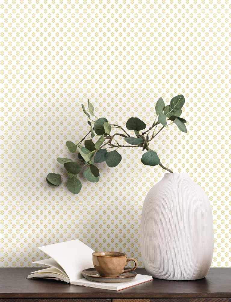 Brioni Floral Stamp Wallpaper - Butter — Image 3