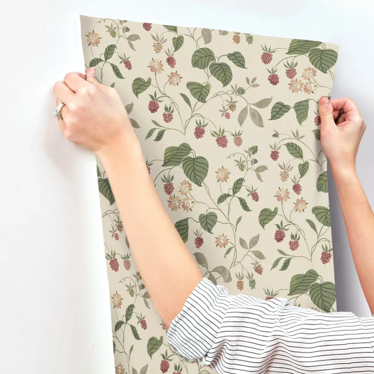 Chesapeake Mercy Berry Vines Wallpaper - Taupe — Ảnh 5