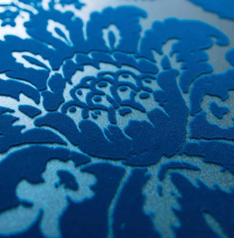 Shadow Flocked Damask Wallpaper - Blue — Image 3