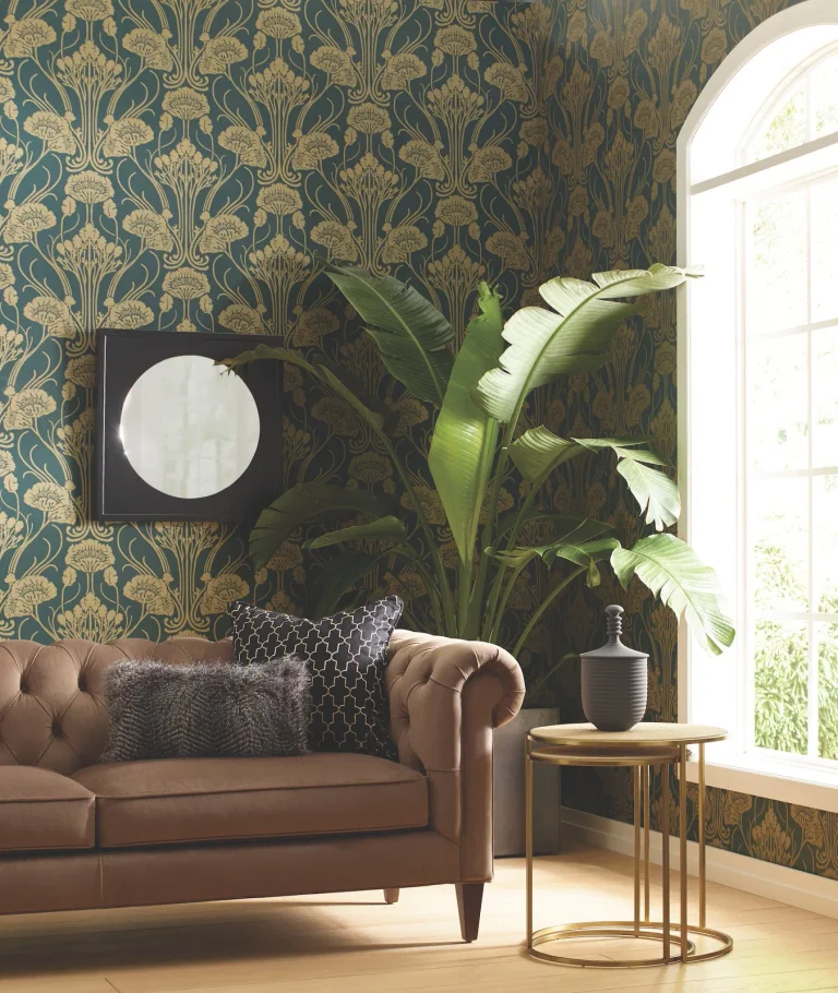 Nouveae Damask Wallpaper - Dark Emerald/Gold — Image 4