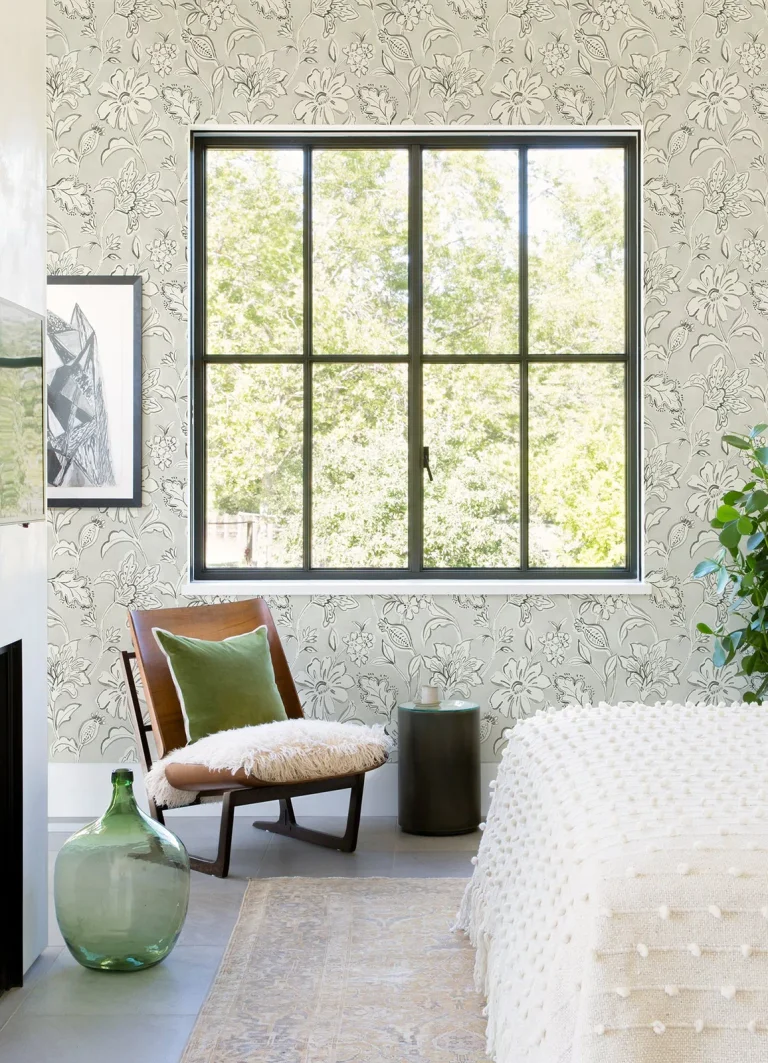 Chesapeake Plumeria Floral Trail Wallpaper - Grey — Ảnh 2