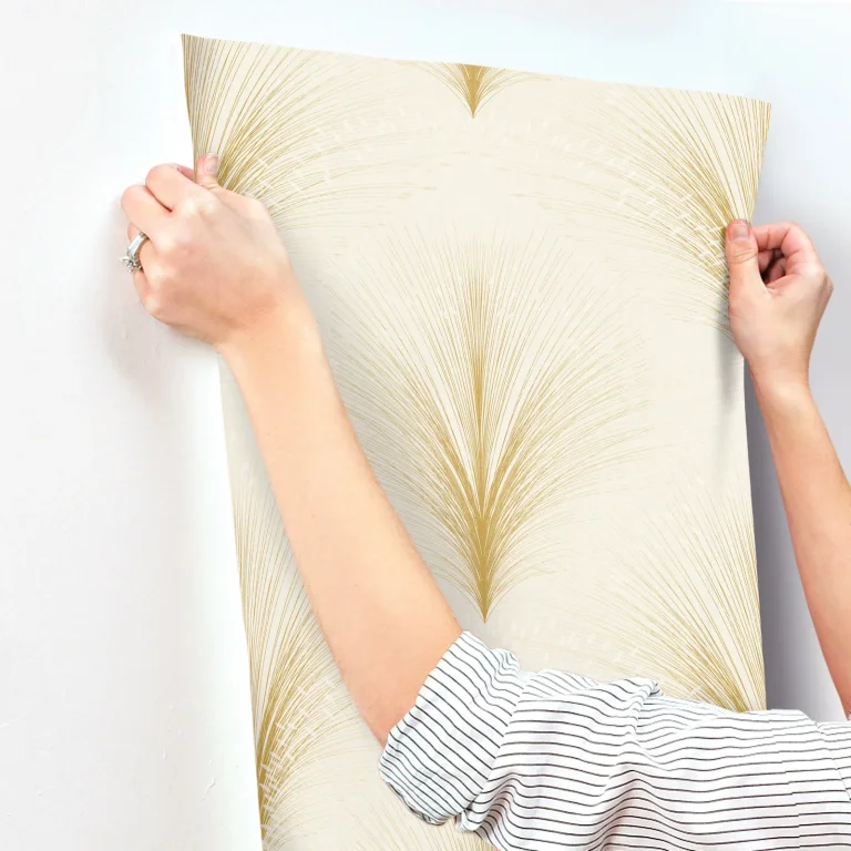 Papyrus Plume Wallpaper - Beige — Image 8