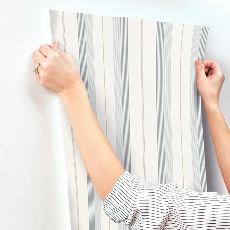 Herrgård Stripe Wallpaper - Light Blue — Image 3