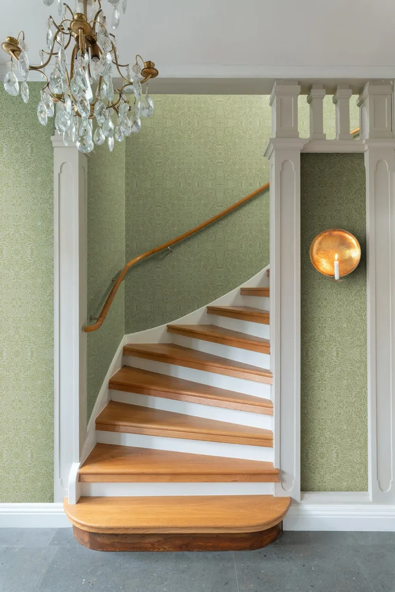 Ceiling Intricate Floral Wallpaper - Green — Ảnh 4