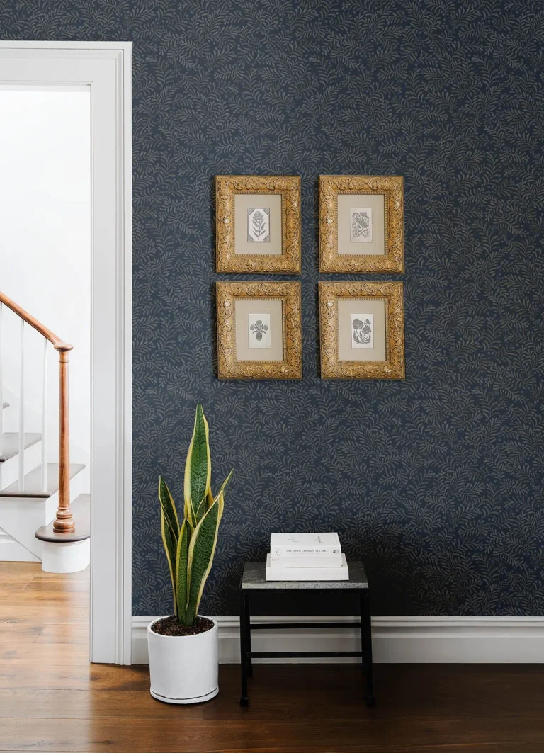 Chesapeake Chrysantha Berry Branches Wallpaper - Navy — Ảnh 3