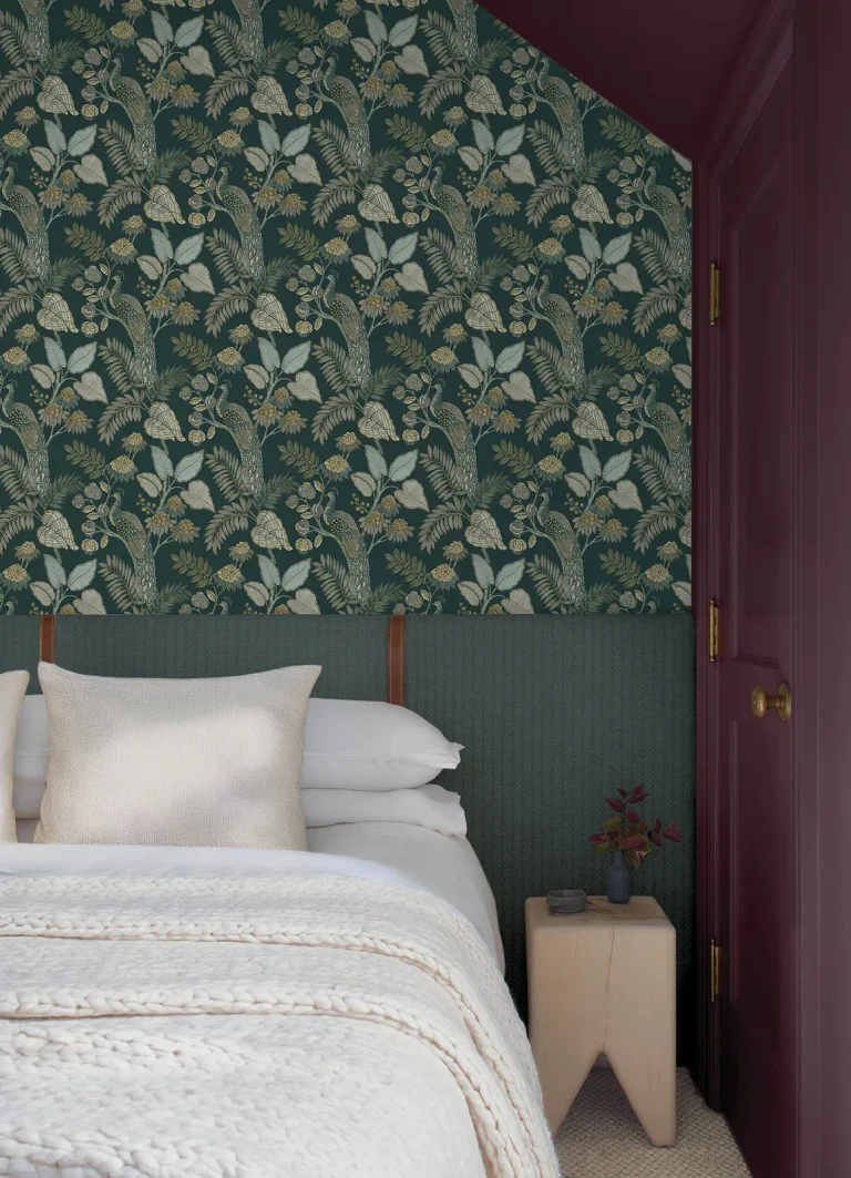 Chris Loves Julia Geneva Peacock Paradise Wallpaper - Sea Green — Ảnh 2
