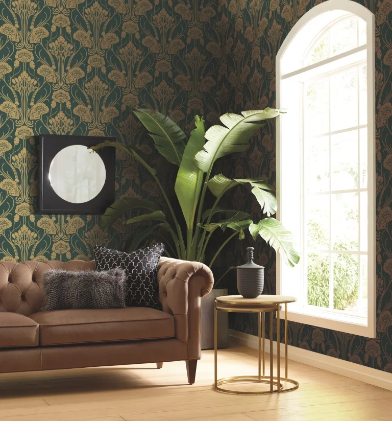 Nouveae Damask Wallpaper - Dark Emerald/Gold — Image 3