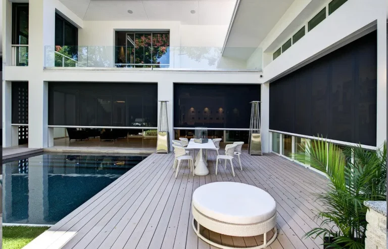 Màn Cuốn Tự Động Ngoài Trời Zipscreen — Image 7