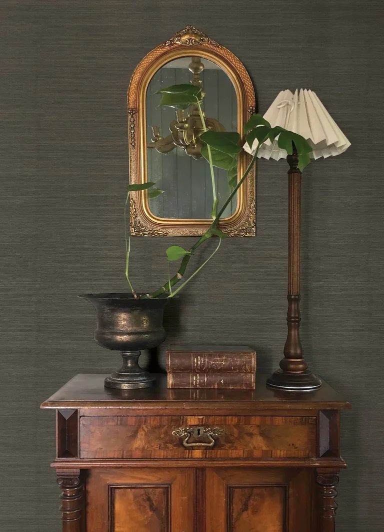 Chris Loves Julia Mycroft Grasscloth Wallpaper - Slate — Ảnh 5