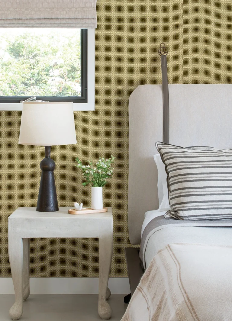 Daiyu Cross Hatch Wallpaper - Stone — Image 4