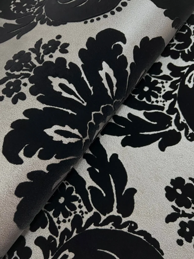 Shadow Flocked Damask Wallpaper - Black — Ảnh 3