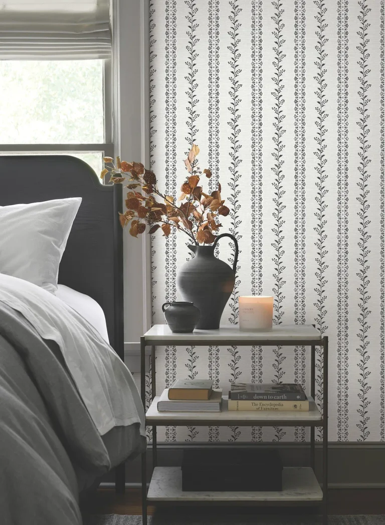 Magnolia Home Everleigh Wallpaper - White/Black — Ảnh 4