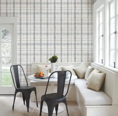 Farmhouse Plaid Wallpaper - Navy/White