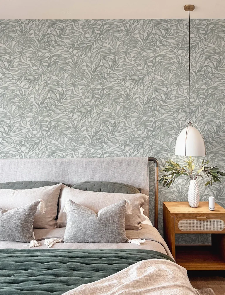 Rhythmic Leaf Wallpaper - Grey — Image 3