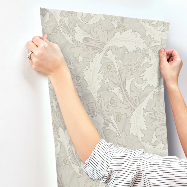 Granville Leafy Vine Wallpaper - White — Image 4