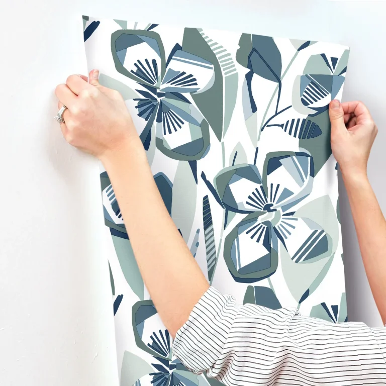 Nathalie Abstract Blooms Wallpaper - Navy — Ảnh 3