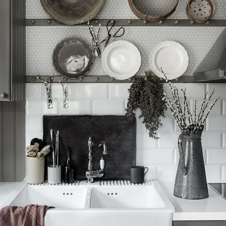 Einar Grey — Image 3