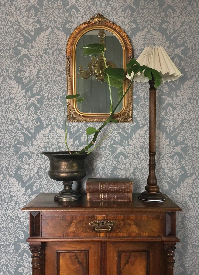 Chris Loves Julia Finch Woodland Damask Wallpaper - Light Blue — Ảnh 2