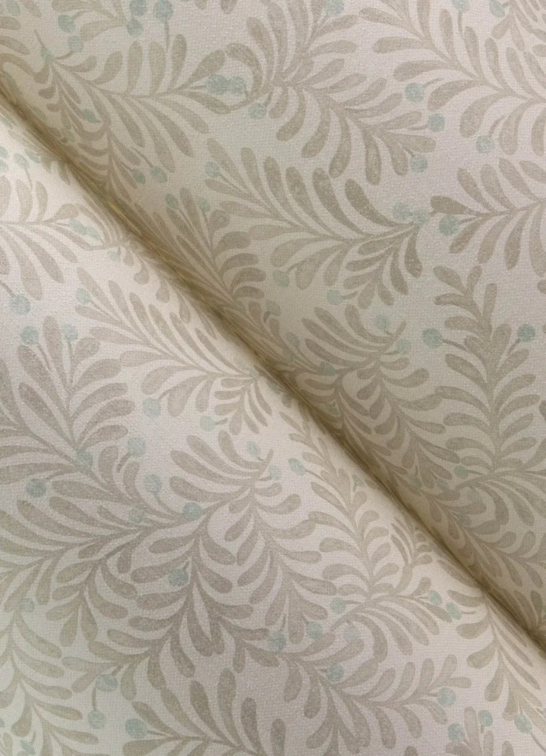 Chesapeake Chrysantha Berry Branches Wallpaper - Light Grey — Ảnh 4
