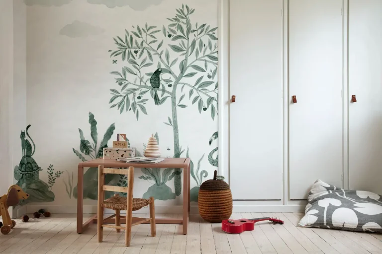 Wilton, Jade — Ảnh 2