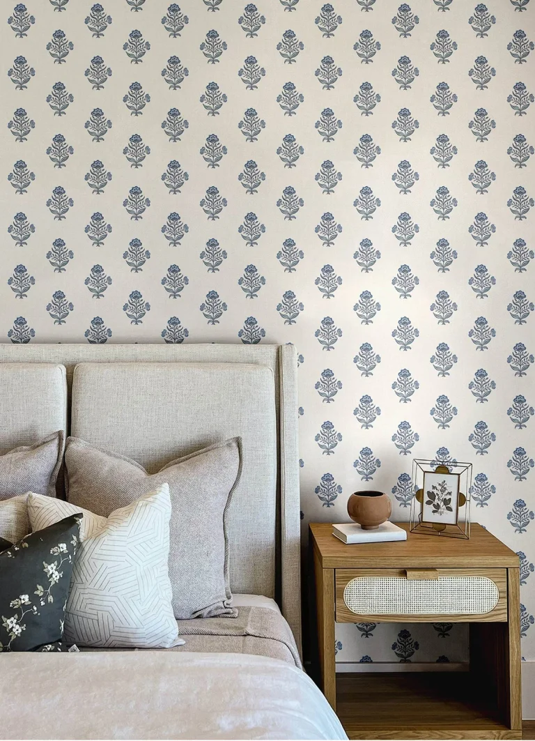 Chesapeake Hollyhock Floral Crest Wallpaper - Blue — Ảnh 2