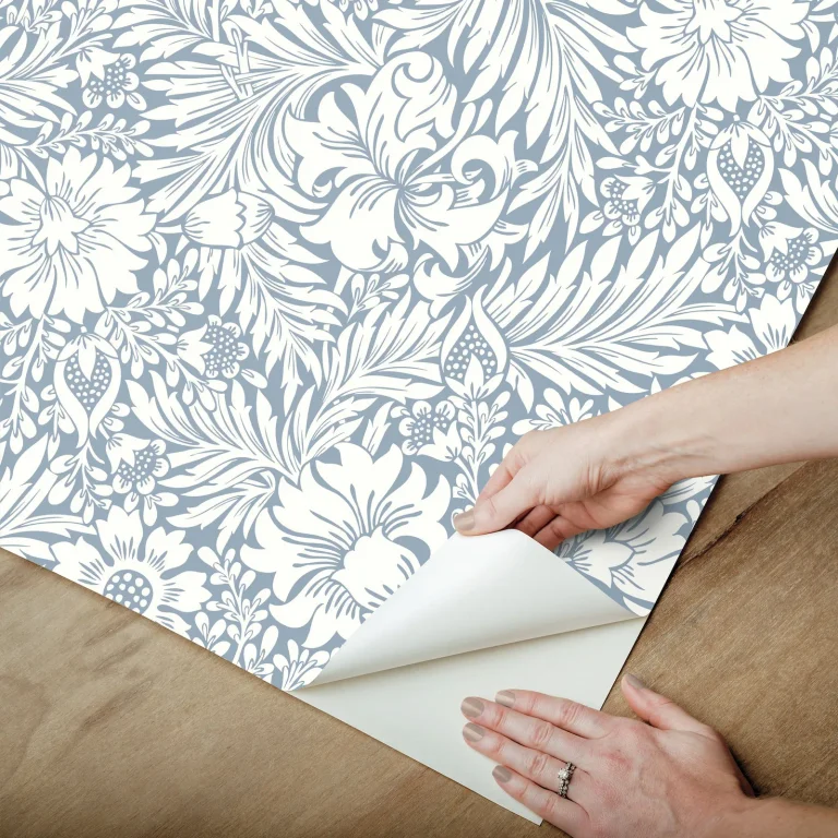Erin & Ben Modern Acanthus Peel and Stick Wallpaper - Wedgewood Blue — Ảnh 3