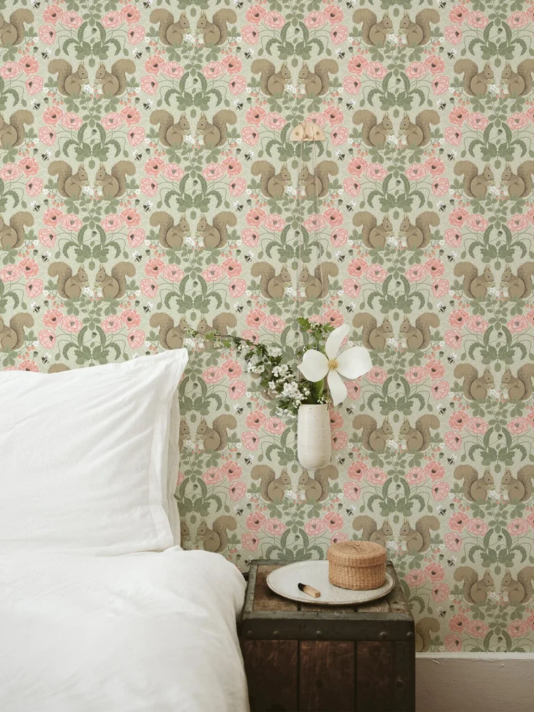 Kurre Woodland Damask Wallpaper - Pink — Image 3
