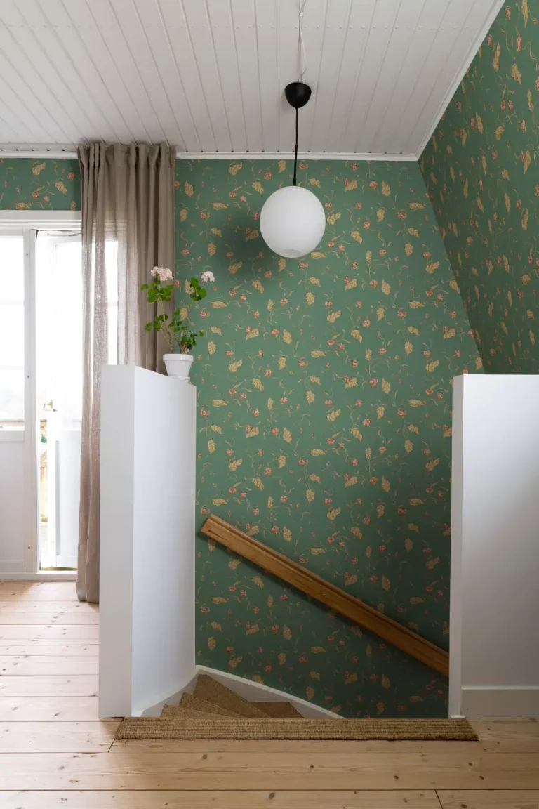 Elmire Emerald — Image 2